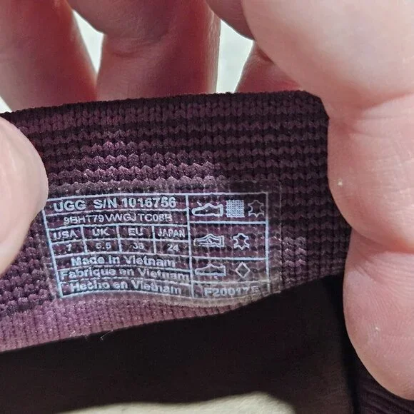 UGG Womens Slip-On Sneakers Size 7 Purple Knit Casual Shoes Loafer Summer Casual - Picture 5 of 12